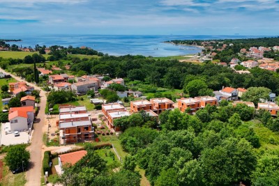 Modern house under construction near Novigrad and the beach!