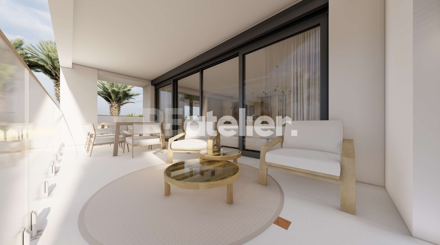 Stan na prvom katu u ekskluzivnoj novogradnji, Zambratija, 200 m od mora